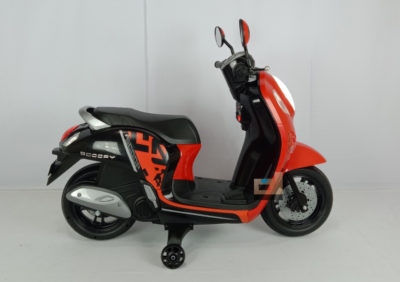 Anekadoo - Toko Mainan Motor Aki Scoopy M-999 Merah di kota probolinggo