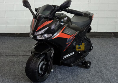 Anekadoo - Toko Mainan motor aki k-615c hitam di Kota Probolinggo