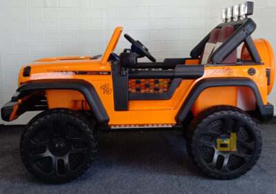 Anekadoo - Toko Mainan mobil aki pj-8608 orange di Kota Probolinggo